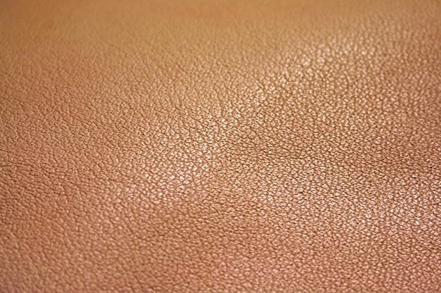 Leather grain structure